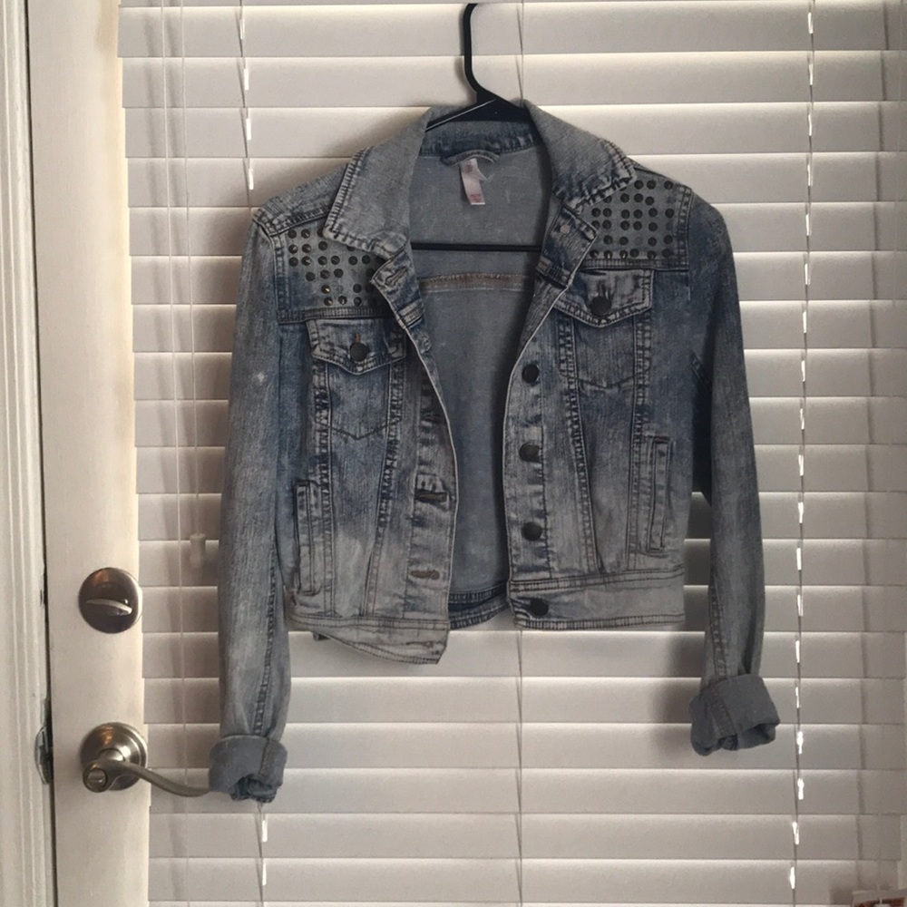 ‼️SOLD‼️ Fitted Jean jacket